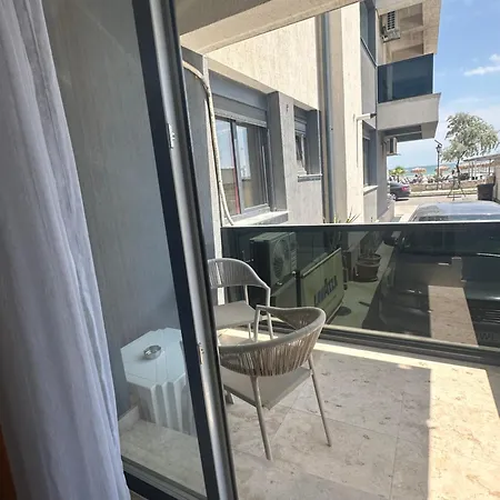 Geoda Promenada Apartment Navodari