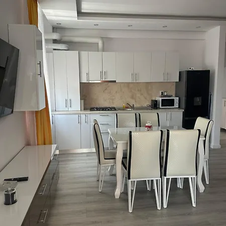 Geoda Promenada Apartment *